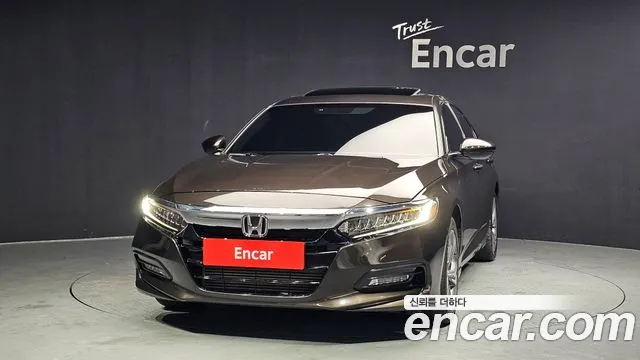 Honda Accord 2018 — фото 3