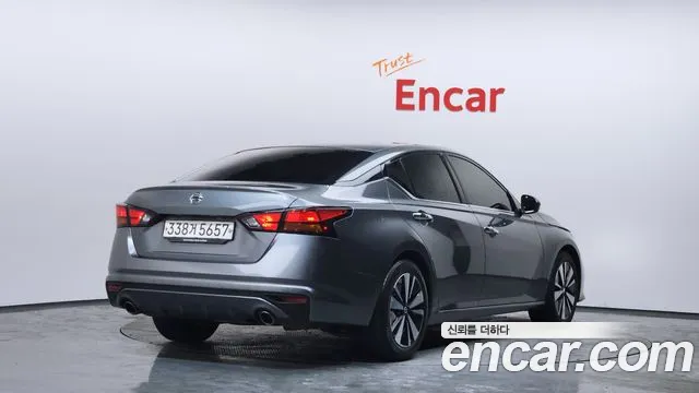 Nissan Altima 2019 — фото 2