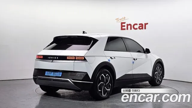 Hyundai Ioniq5 2022 — фото 2