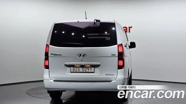 Hyundai Starex 2020 — фото 4