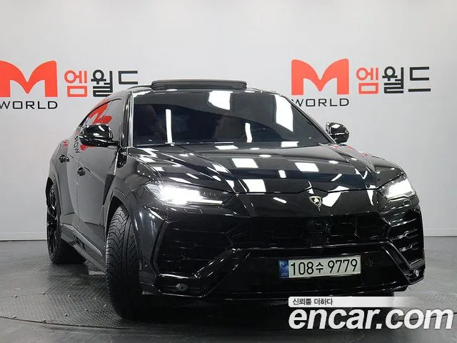 Lamborghini Urus 2021 — фото 2