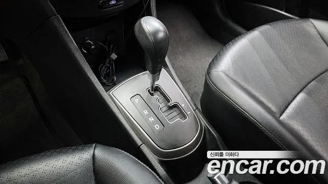 Hyundai Accent 2017 — фото 9