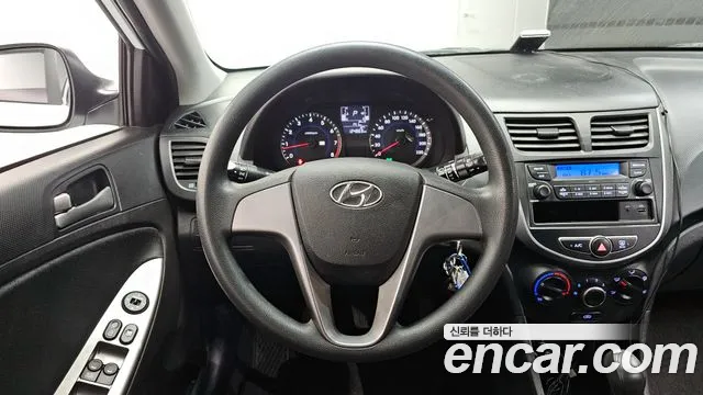 Hyundai Accent 2017 — фото 13