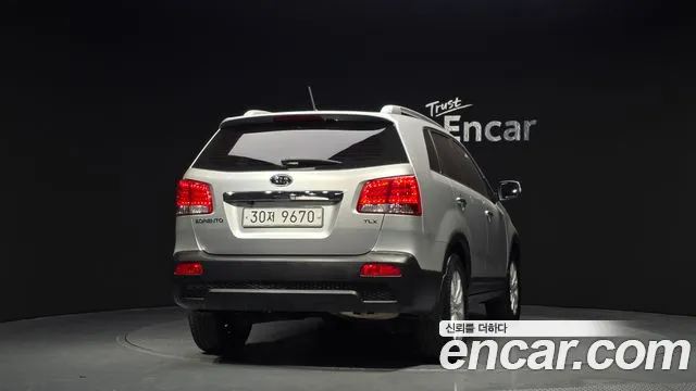 Kia Sorento 2010 — фото 4