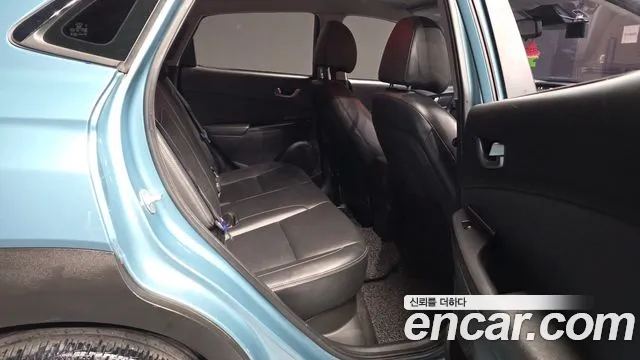 Hyundai Kona 2018 — фото 12