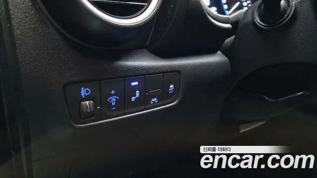 Hyundai Kona 2018 — фото 17