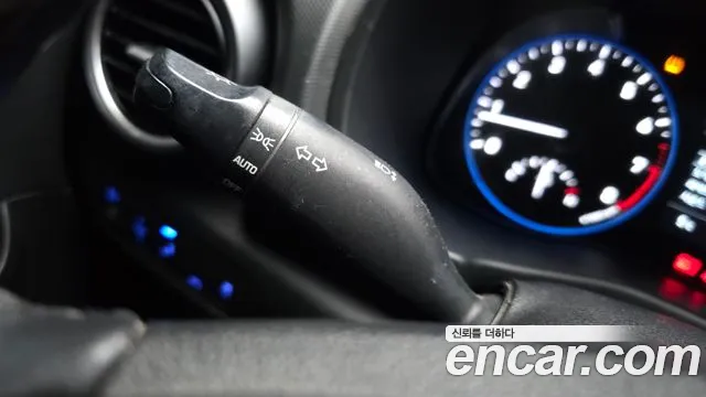 Hyundai Kona 2018 — фото 18
