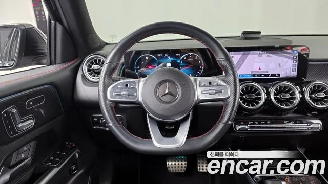 Mercedes-Benz GLB-Class 2021 — фото 13