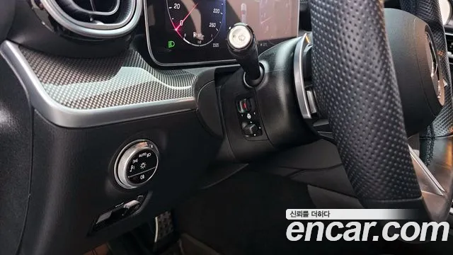 Mercedes-Benz C-Class 2022 — фото 16