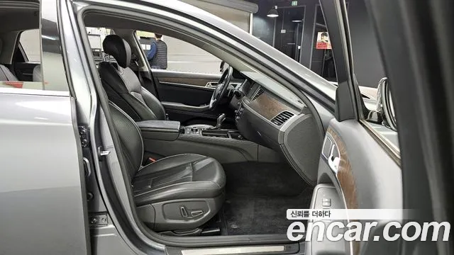 Hyundai Genesis 2015 — фото 11