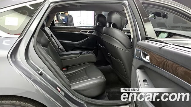 Hyundai Genesis 2015 — фото 12
