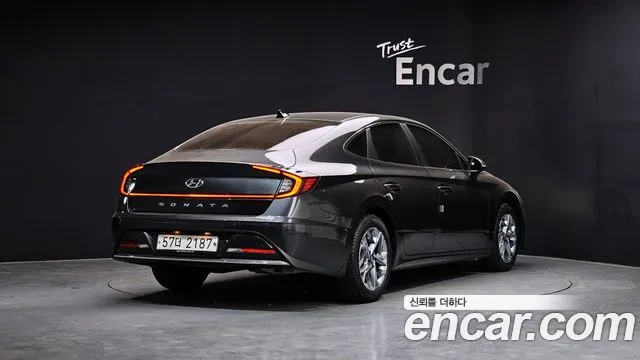Hyundai Sonata 2020 — фото 1
