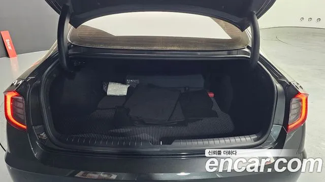 Hyundai Sonata 2020 — фото 19