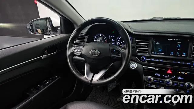 Hyundai AVANTE 2020 — фото 13