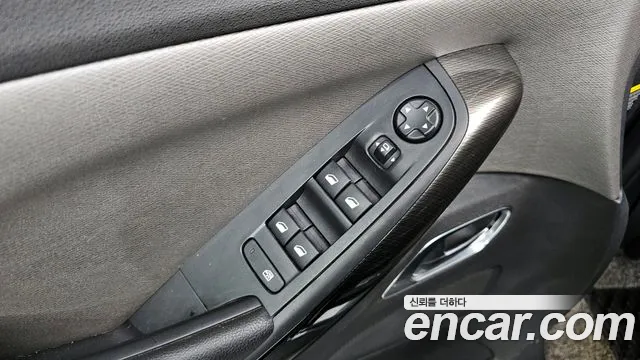 Citroen-DS C4 Picasso 2018 — фото 18
