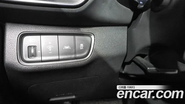 Hyundai Santafe 2019 — фото 16