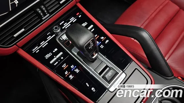 Porsche Cayenne 2023 — фото 9