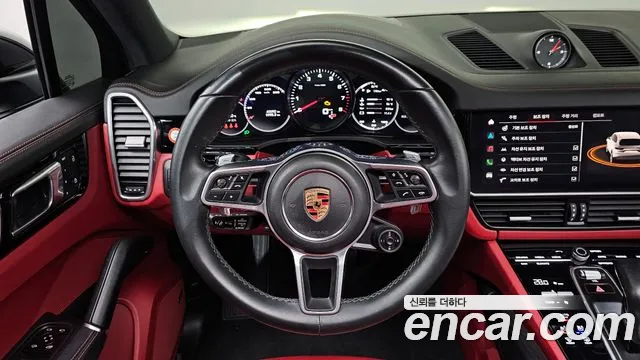 Porsche Cayenne 2023 — фото 13