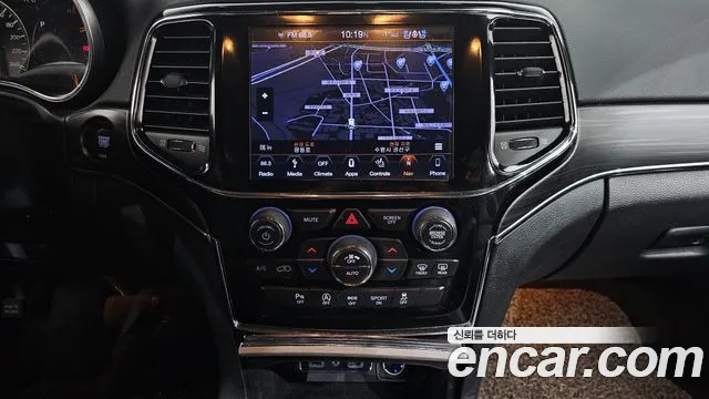 Jeep Cherokee 2019 — фото 14