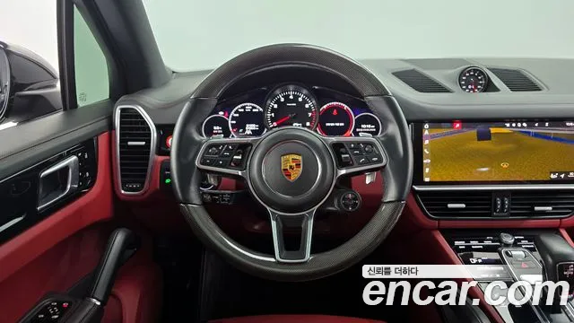 Porsche Cayenne 2021 — фото 13