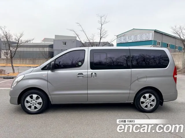 Hyundai Starex 2017 — фото 6