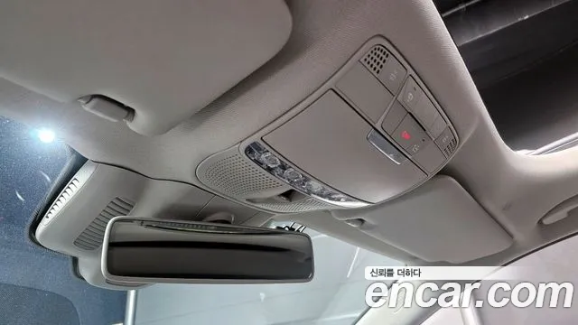Mercedes-Benz E-Class 2020 — фото 17