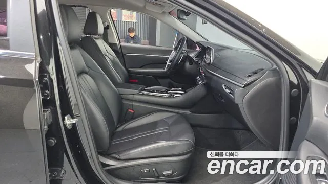 Hyundai Sonata 2021 — фото 11
