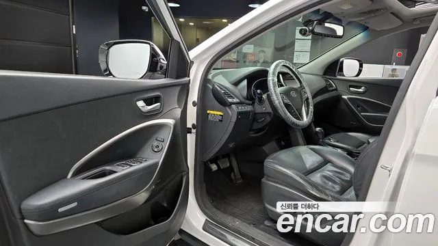 Hyundai Santafe 2014 — фото 11