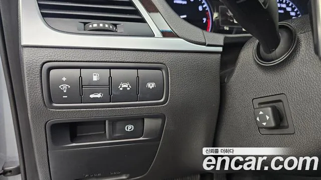 Hyundai Genesis 2016 — фото 15