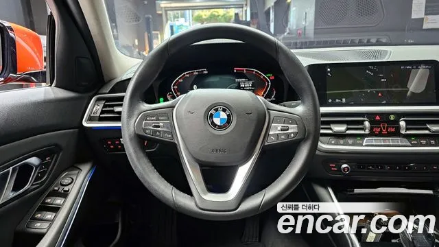 BMW 3-Series 2019 — фото 13
