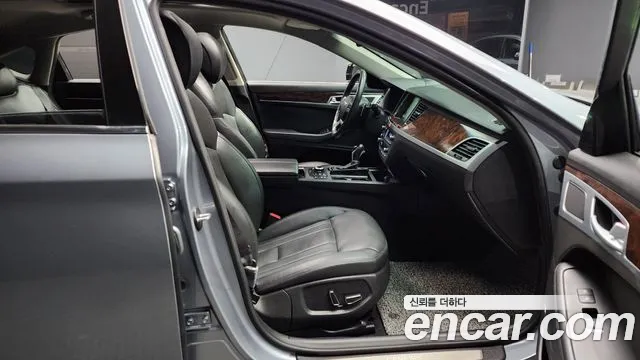 Hyundai Genesis 2015 — фото 10
