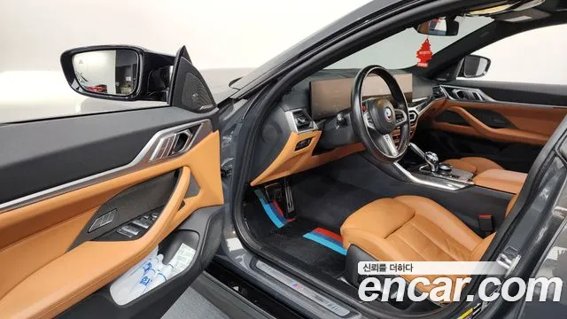 BMW i4 2023 — фото 10