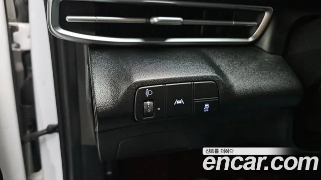 Hyundai AVANTE 2021 — фото 15