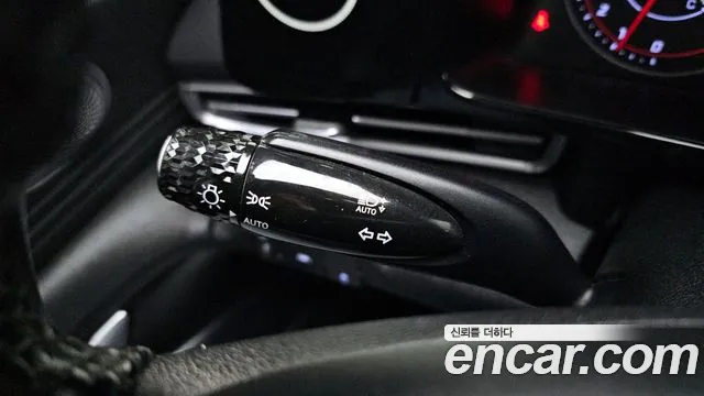 Hyundai AVANTE 2021 — фото 17
