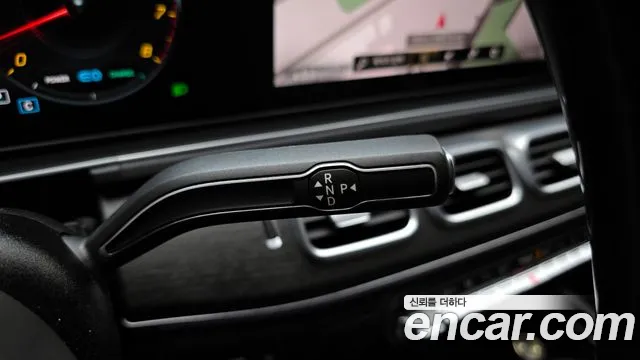Mercedes-Benz GLS-Class 2021 — фото 9