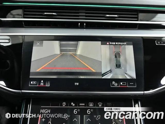 Audi A8 2021 — фото 15
