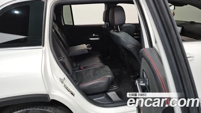 Mercedes-Benz GLB-Class 2021 — фото 12
