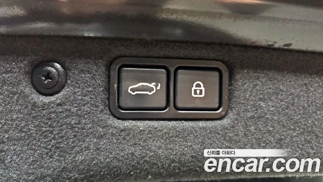Hyundai Equus 2013 — фото 20
