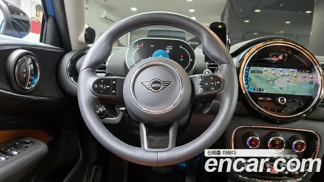 Mini Clubman 2024 — фото 13