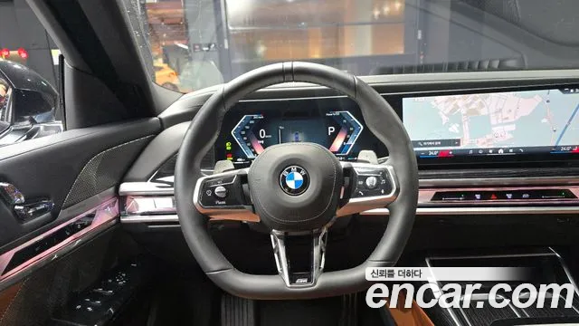 BMW 7-Series 2025 — фото 13