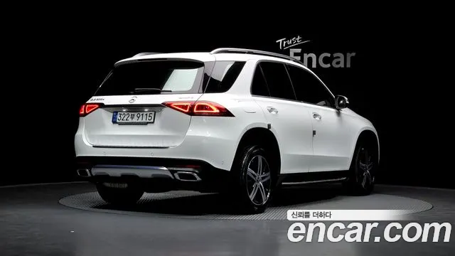 Mercedes-Benz GLE-Class 2020 — фото 2