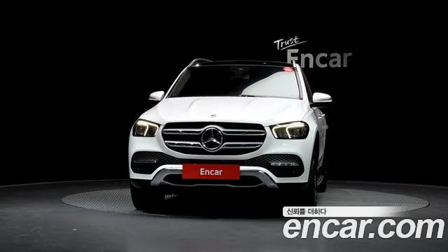 Mercedes-Benz GLE-Class 2020 — фото 3