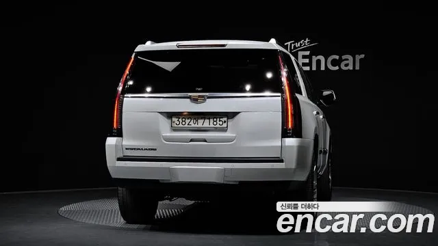 Cadillac Escalade 2020 — фото 4