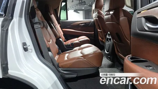 Cadillac Escalade 2020 — фото 12