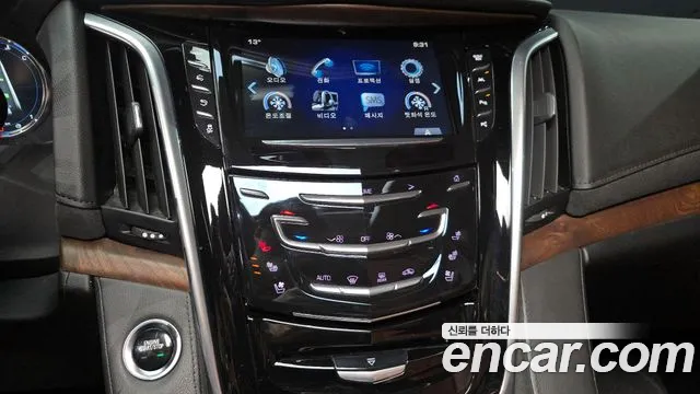 Cadillac Escalade 2020 — фото 16