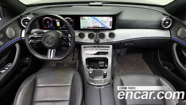 Mercedes-Benz E-Class 2022 — фото 7