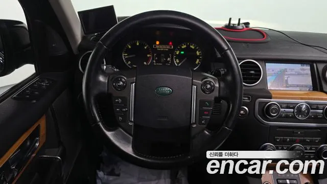Land Rover Discovery 2013 — фото 13