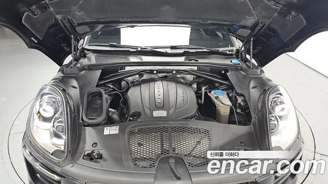 Porsche Macan 2015 — фото 6