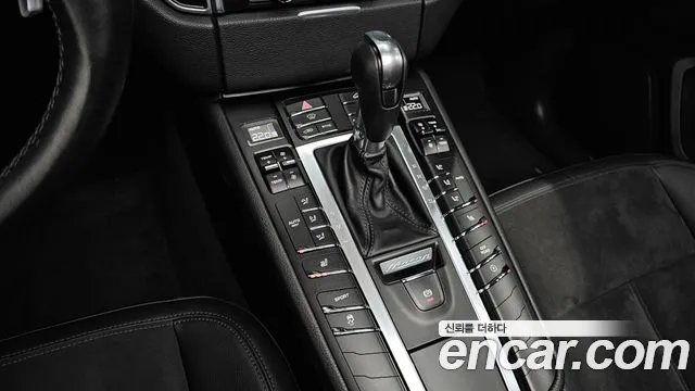 Porsche Macan 2015 — фото 9