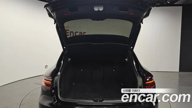 Porsche Macan 2015 — фото 20